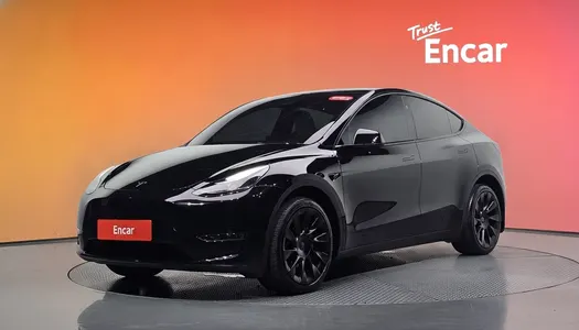 Tesla Y AWD 2024