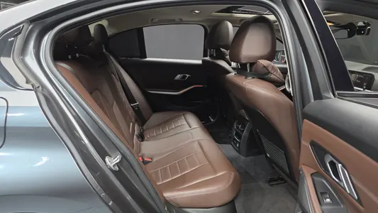 BMW 3 Series (G20) 330e 2020 12