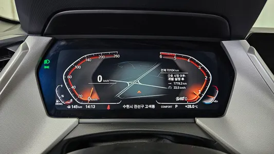 BMW 1 Series (F40) 118d 2020 8