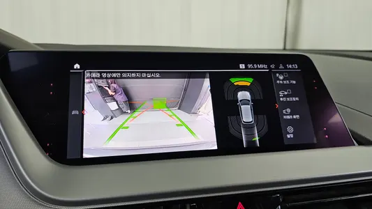 BMW 1 Series (F40) 118d 2020 14