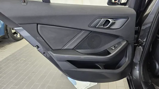 BMW 1 Series (F40) 118d 2020 25