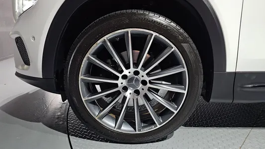 Mercedes-Benz GLB-Class X247 GLB220 2020 5