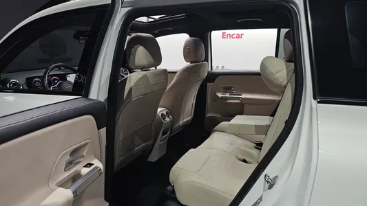 Mercedes-Benz GLB-Class X247 GLB220 2020 11