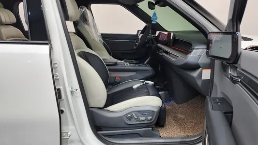 Kia EV9 4WD 2023 27