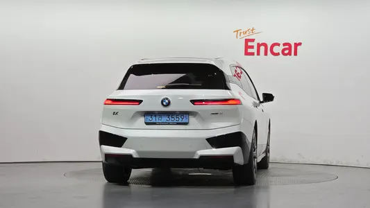 BMW iX xDrive50 2022 4