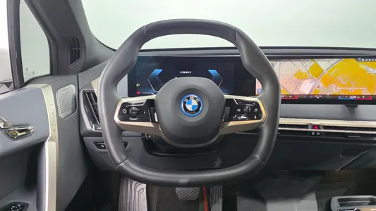 BMW iX xDrive50 2022 14