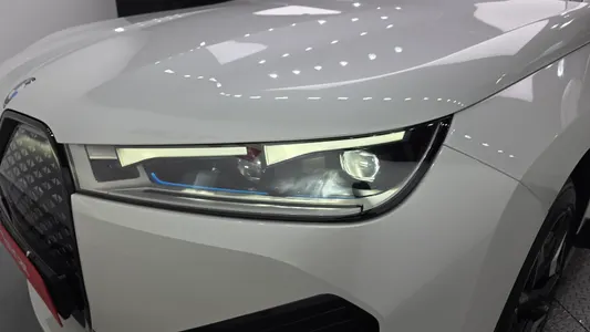 BMW iX xDrive50 2022 23