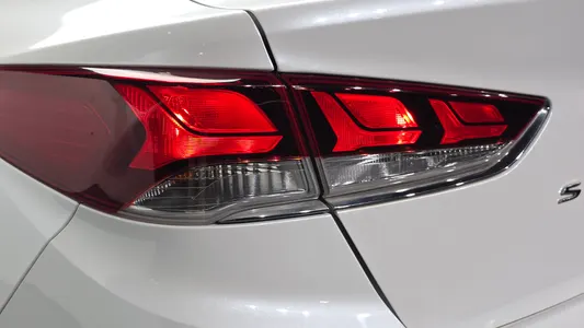 Hyundai 쏘나타 라이즈 LPI 2017 23