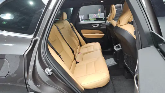 Volvo XC60 2 T8 2024 11