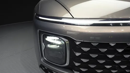 Hyundai (GN7) 2023 23