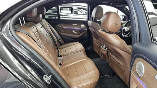 Mercedes-Benz E-Class W213 E250 2021 12
