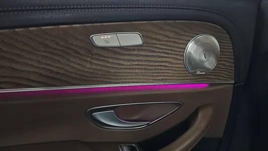 Mercedes-Benz E-Class W213 E250 2021 18
