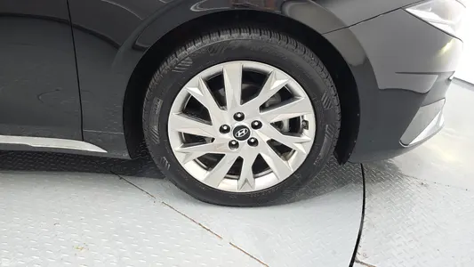 Hyundai IG 2021 21