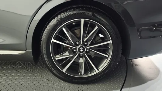 Hyundai IG 3.3 2022 21