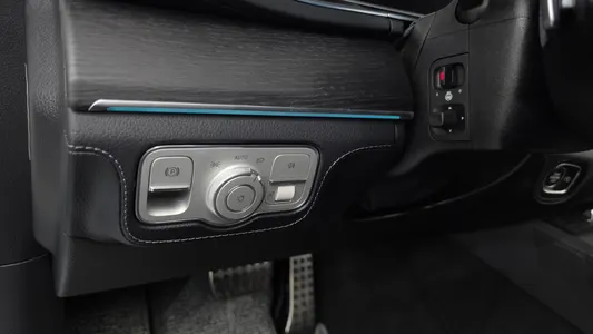 Mercedes-Benz GLS-Class X167 GLS450 4MATIC 2025 28