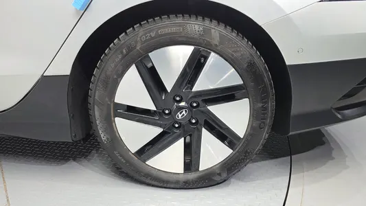 Hyundai Ioniq 6 AWD 2023 5