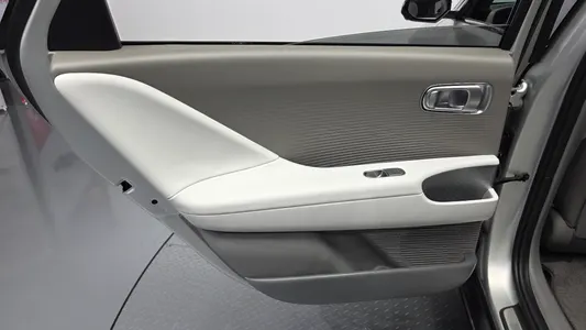 Hyundai Ioniq 6 AWD 2023 26
