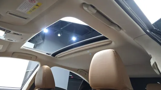 Lexus ES300h 2017 16