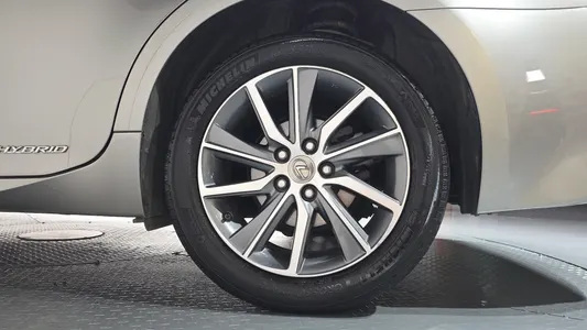 Lexus ES300h 2017 22