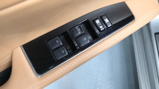 Lexus ES300h 2017 35