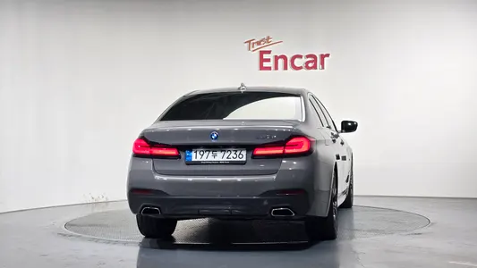 BMW 5 Series (G30) 530e M 2022 4