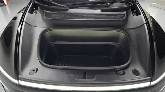Tesla Y L AWD 2026 6