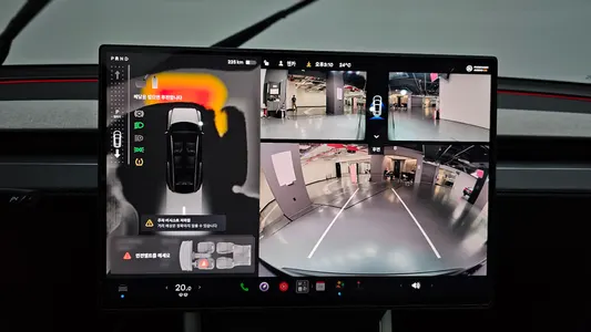 Tesla Y L AWD 2026 15