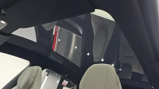 Tesla Y L AWD 2026 17