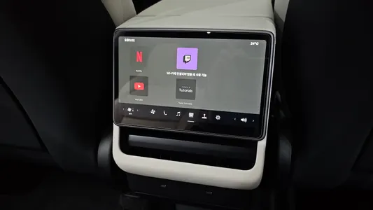 Tesla Y L AWD 2026 30