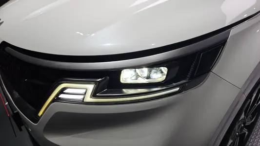 Kia Carnival 9 2022 22