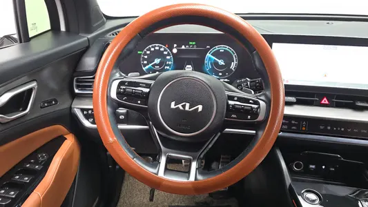 Kia 5 2WD 2022 13