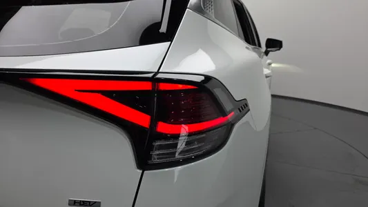 Kia 5 2WD 2022 23