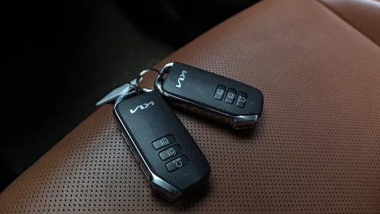 Kia 5 2WD 2022 32