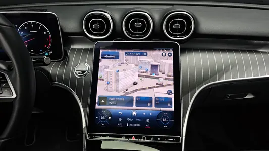 Mercedes-Benz C-Class W206 C300 4MATIC 2024 14
