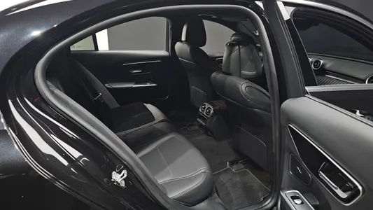 Mercedes-Benz C-Class W206 C300 4MATIC 2024 26