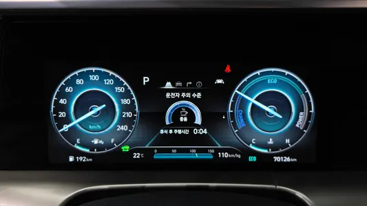 Hyundai 넥쏘 2023 8