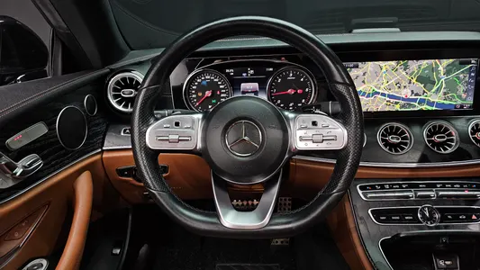 Mercedes-Benz E-Class W213 E220d 2018 13