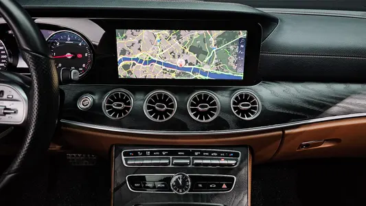Mercedes-Benz E-Class W213 E220d 2018 14