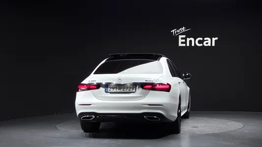Mercedes-Benz E-Class W213 E350 4MATIC AMG Line 2023 4