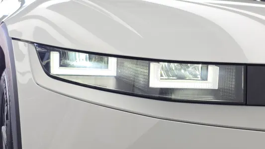 Hyundai Ioniq 5 AWD 2022 22