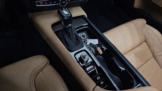 Volvo V90 D5 AWD 2017 9