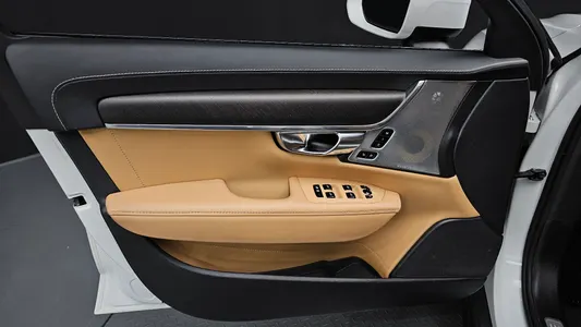 Volvo V90 D5 AWD 2017 25