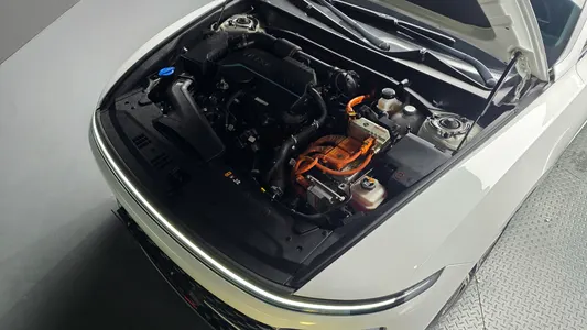 Hyundai (GN7) 2023 6
