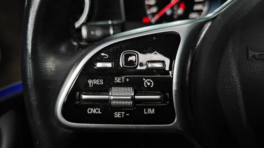 Mercedes-Benz E-Class W213 E300 2018 16