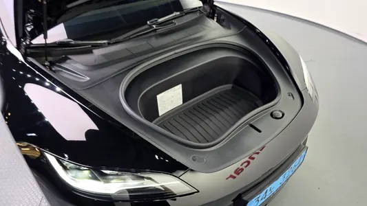 Tesla 3 AWD 2024 6