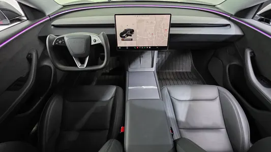 Tesla 3 AWD 2024 7