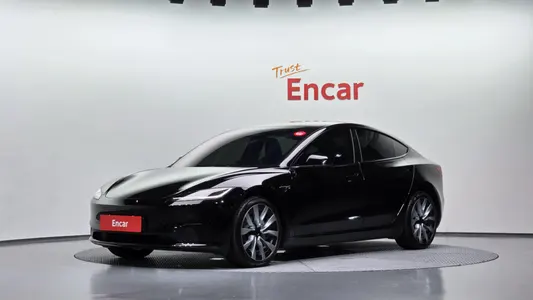 Tesla 3 AWD 2024