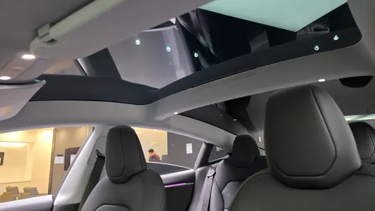 Tesla 3 AWD 2024 18