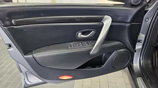 Renault Korea SM7 LPLI 2.0 LPe 2017 24